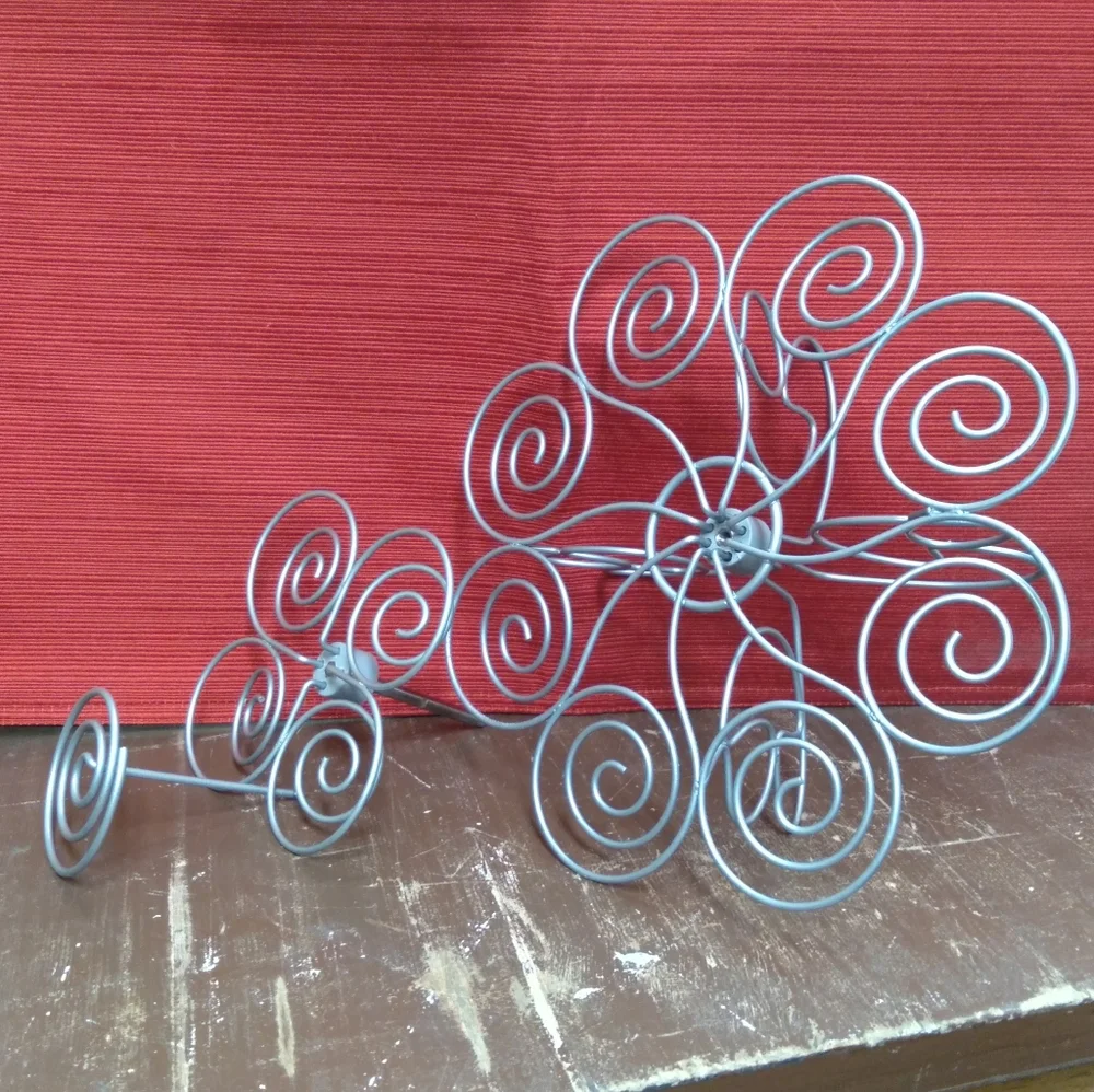 Wilton Cupcakes 'N More Dessert Stand - Silver - Picture 5 of 7